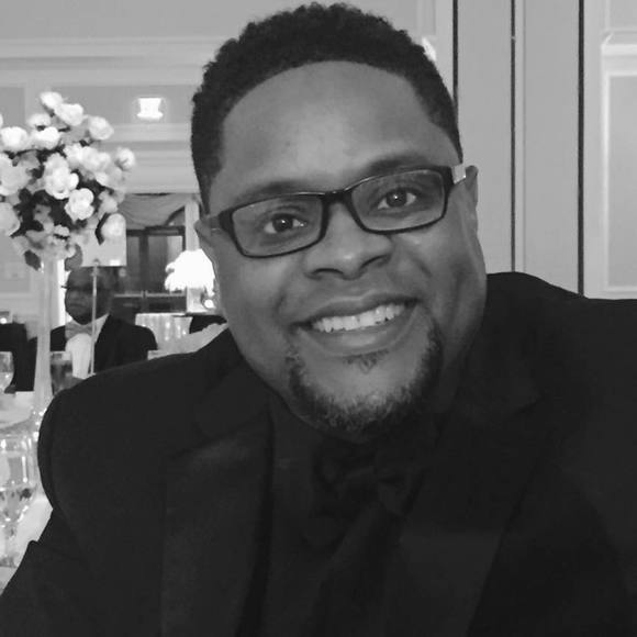 Meet your Posher, Deon - Picture 1 of 1